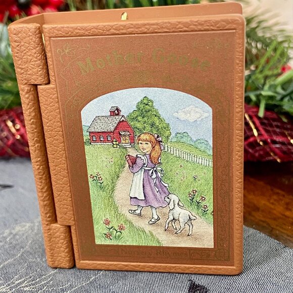 Hallmark Keepsake Ornament - "Mary Had a Little Lamb" Collector's Series - Picture 2 of 9